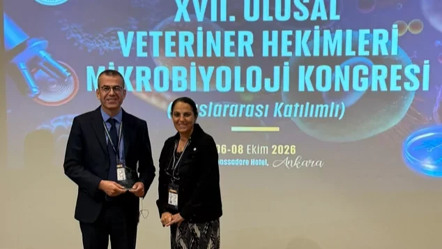 Şenpiliç, Ulusal Veteriner Hekimleri Mikrobiyoloji Kongresi’nde Gıda Güvenliğine Dikkat Çekti