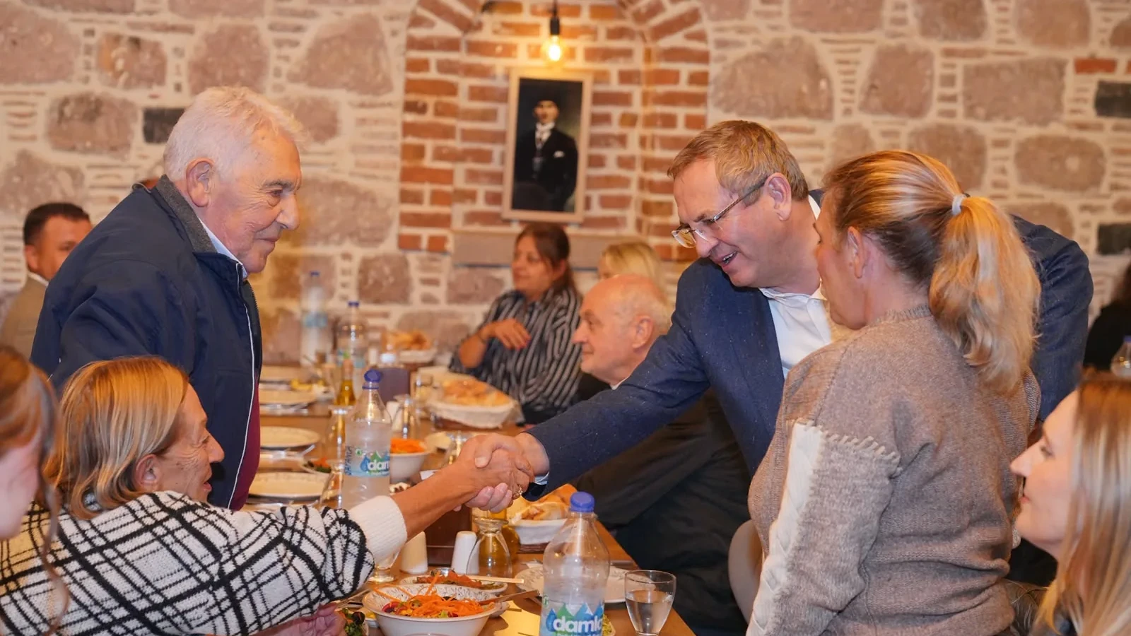 Ayvalık Zeytin Hasat Festivali’nde Dayanışma Buluşması